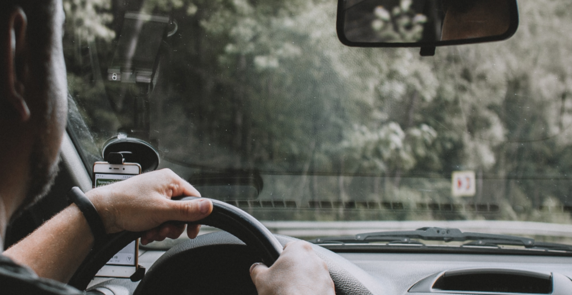 Common Causes of Distracted Driving & How To Avoid It